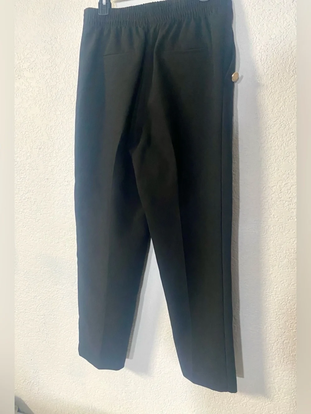 Zara women’s Black High waisted Office Straight leg semi cropped 27” Trousers